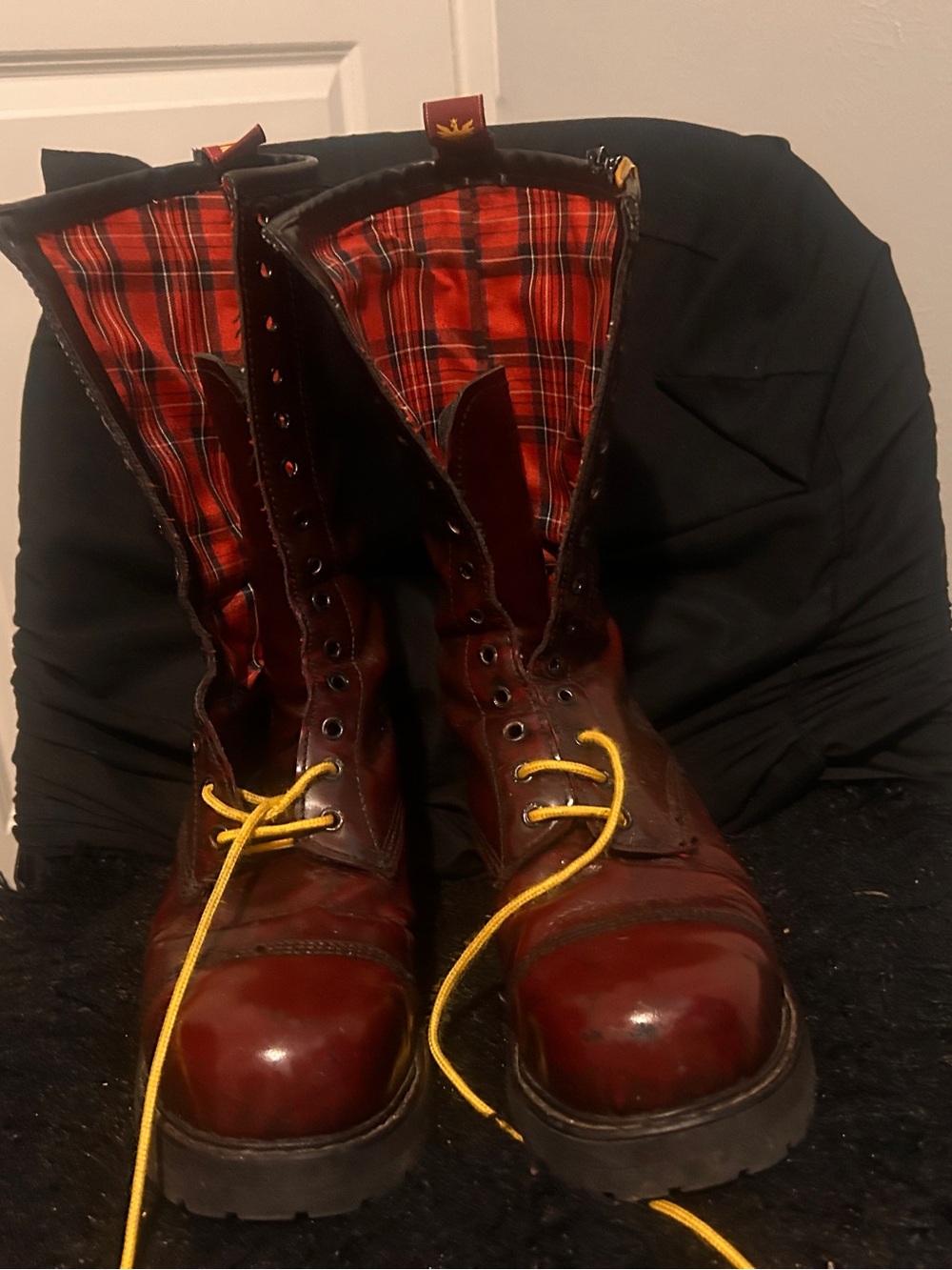Capital underground oxblood 14 eyelet steel toe boots